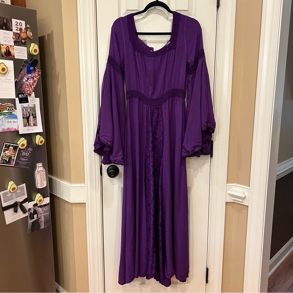HolyClothing Arwen Dress Maxi Purple Bell Sleeves Renaissance Fair Celtic Large